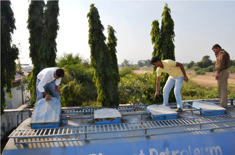 diesel-taank-captured-at-abu-road-1