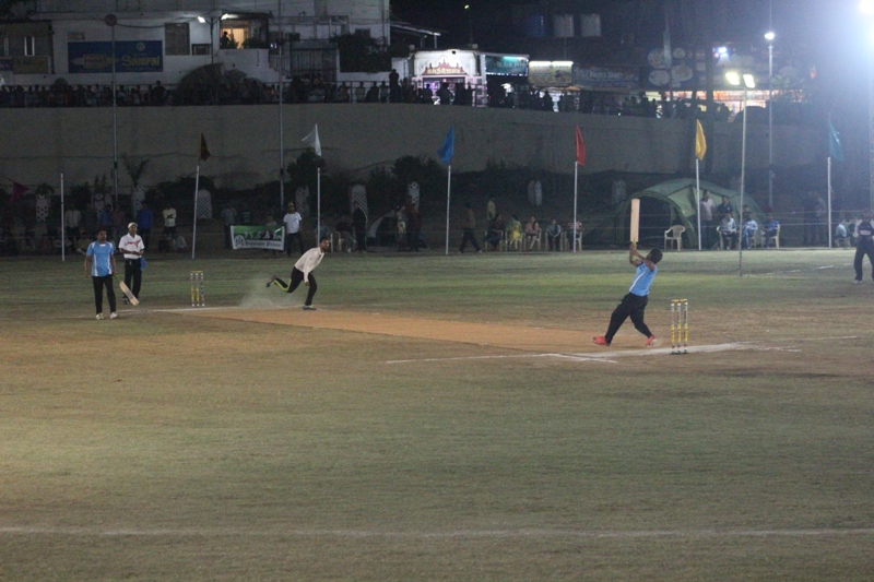 mount-abu-mpl-2016-night-cricket-tournament-final-06