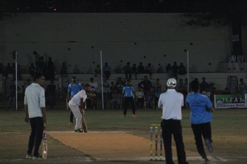 mount-abu-mpl-2016-night-cricket-tournament-final-14