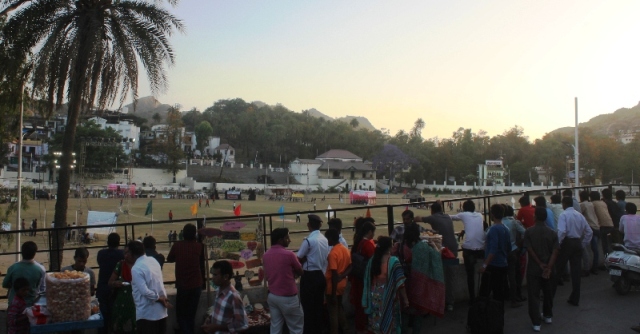 mount-abu-night-cricket-tournament-2016-day-1-05