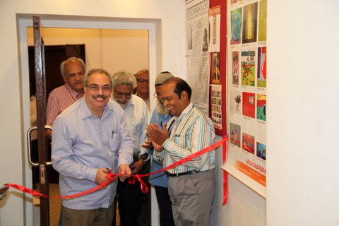 dr-arun-sharma-art-exhibition-at-jehangir-art-gallery-14