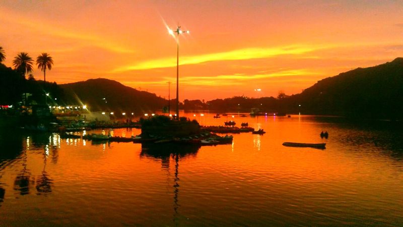 3-shades-of-nakki-lake-mount-abu-3