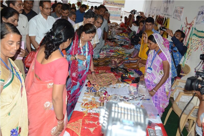 cm-vasundhara-raje-second-day-sirohi-abutimes