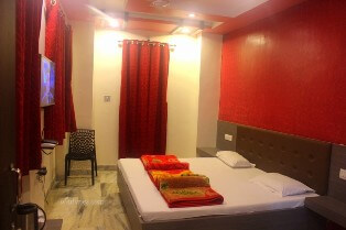 top-deluxe-rooms-in-hotel-mamta-mount-abu-for-groups