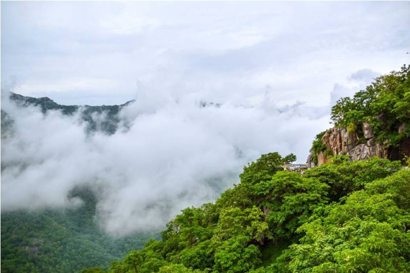 latest-n-exclusive-photos-of-fog-monsoon-in-mount-abu-1