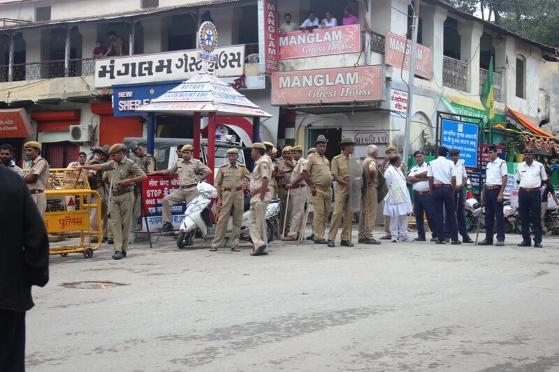 stike-end-of-taxi-union-mount-abu-2