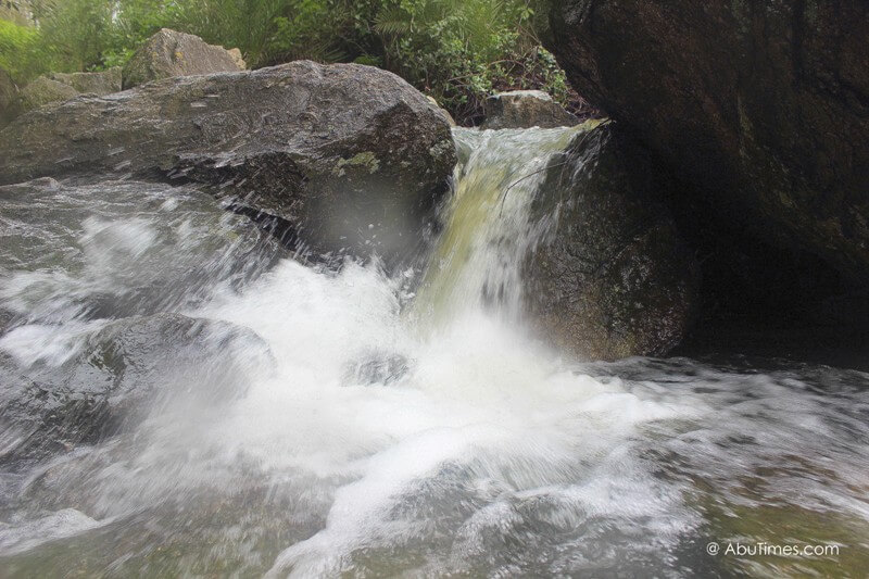 lower-kodra-dam-overflowing-mount-abu-8