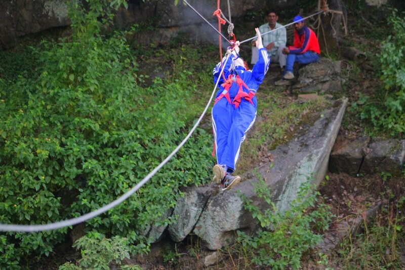 adventures-mount-abu-river-cross-3