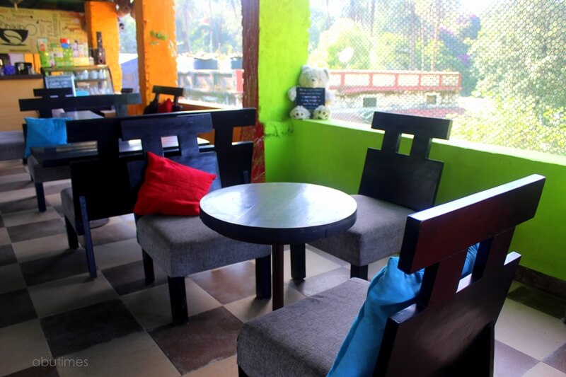 coffee shop mount abu