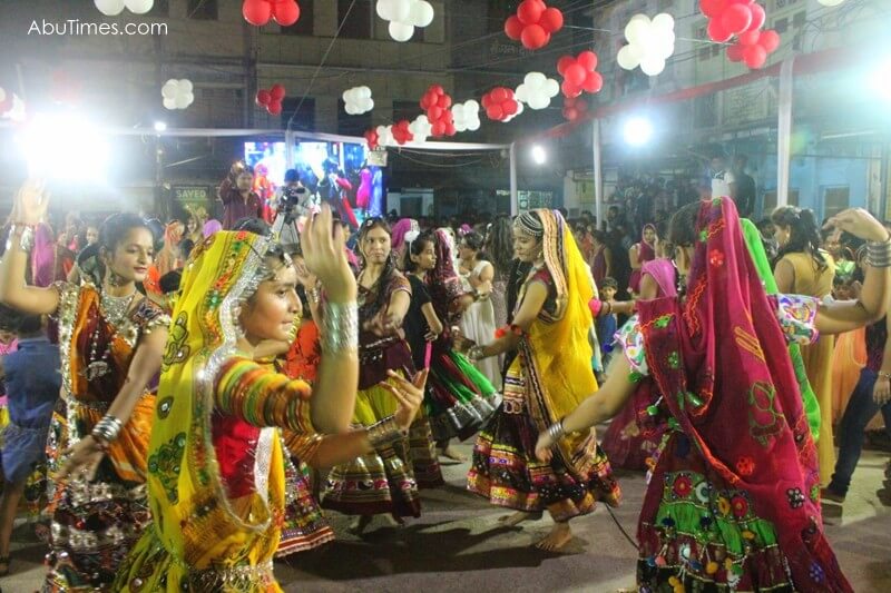 poonam-garba-2016-ajad-maidan-abu-road-10