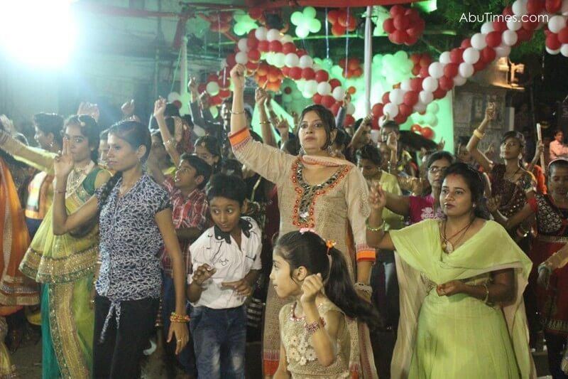 poonam-garba-2016-ajad-maidan-abu-road-11