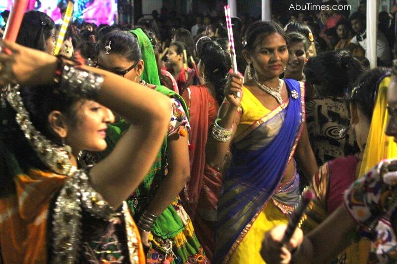 poonam-garba-2016-ajad-maidan-abu-road-18