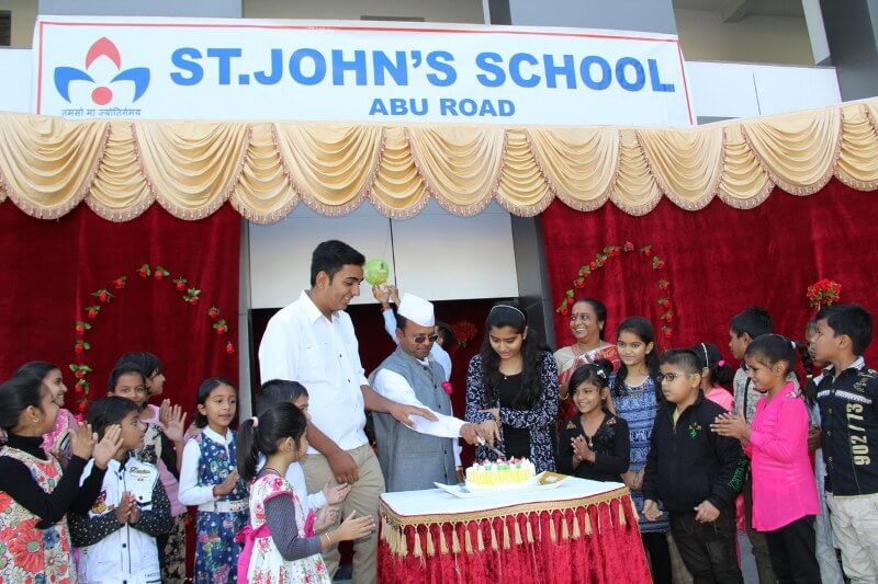 children-day-celebration-st-johns-abu-road-2