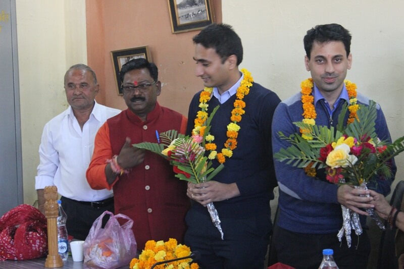 sdm-mount-abu-arvind-poswal-farewel-news-8