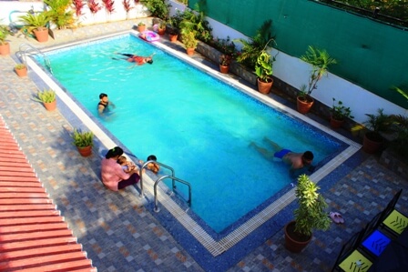 golden berry swimming pool