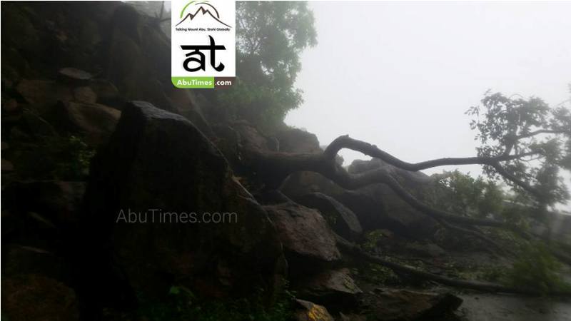 landslide mount abu 2017