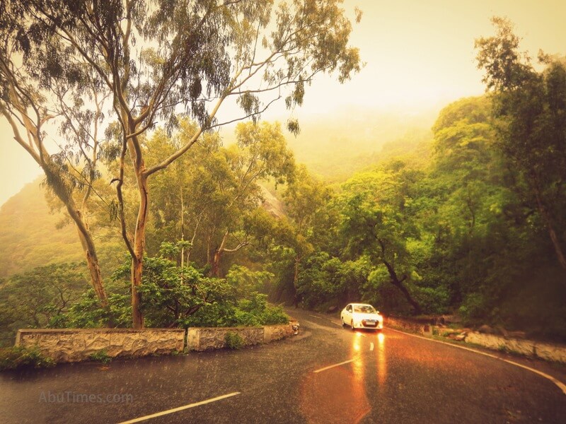 waterfalls in mount abu