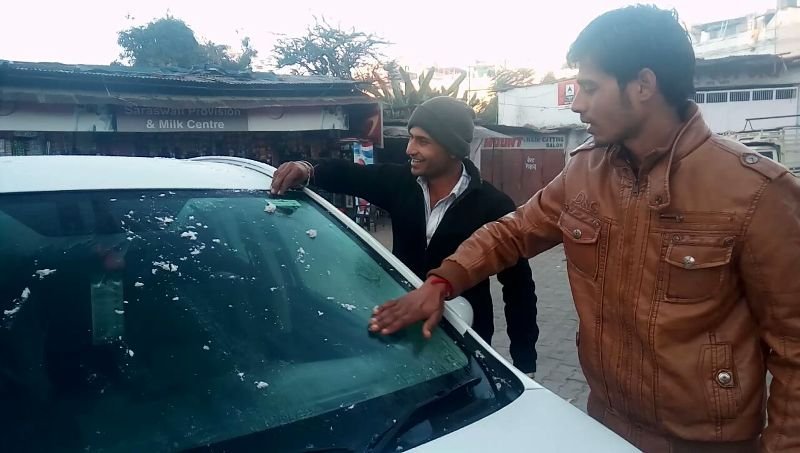 माउंट आबू में 2016 की सर्दी की पहली बर्फीली झलकिया