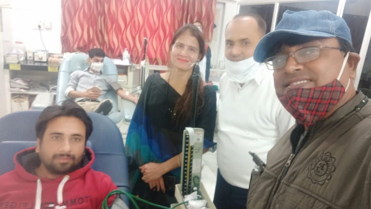 पिता की नवमीं पुण्य तिथी के अवसर पर रक्तदान शिविर में 51 यूनिट रक्तदान: आबूरोड़