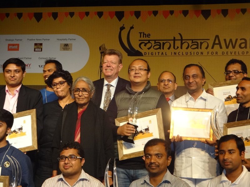 Radio madhuban 90.4 FM raked among top three community radio by DEF, New Delhi