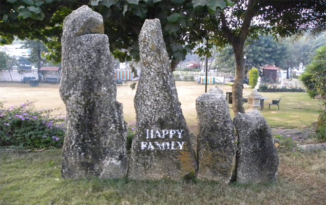 माउण्ट आबू में लोगों के ही नहीं पथ्तरों का भी हे एक परिवार