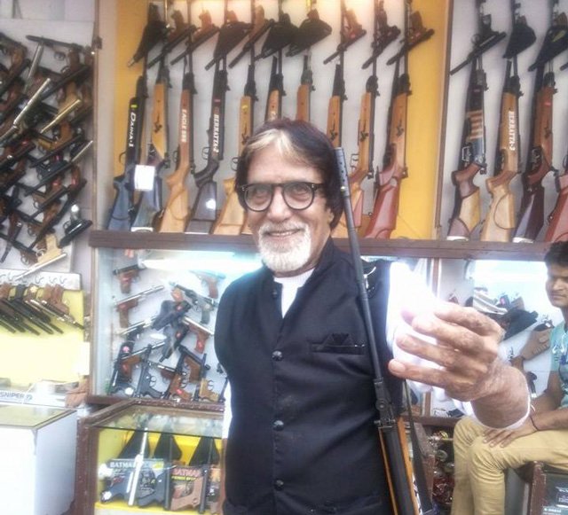 Is that Mr. Amitabh Bachchan in Mount Abu ?
