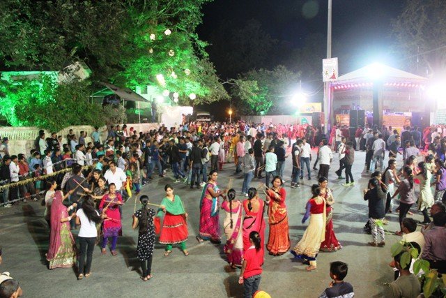 Agrasen Garba Mandal 2015 Day 3 Photo Story