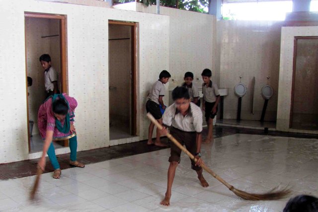 बीएपीस विद्यार्थी ने स्वच्छता जागृति रैली निकाली
