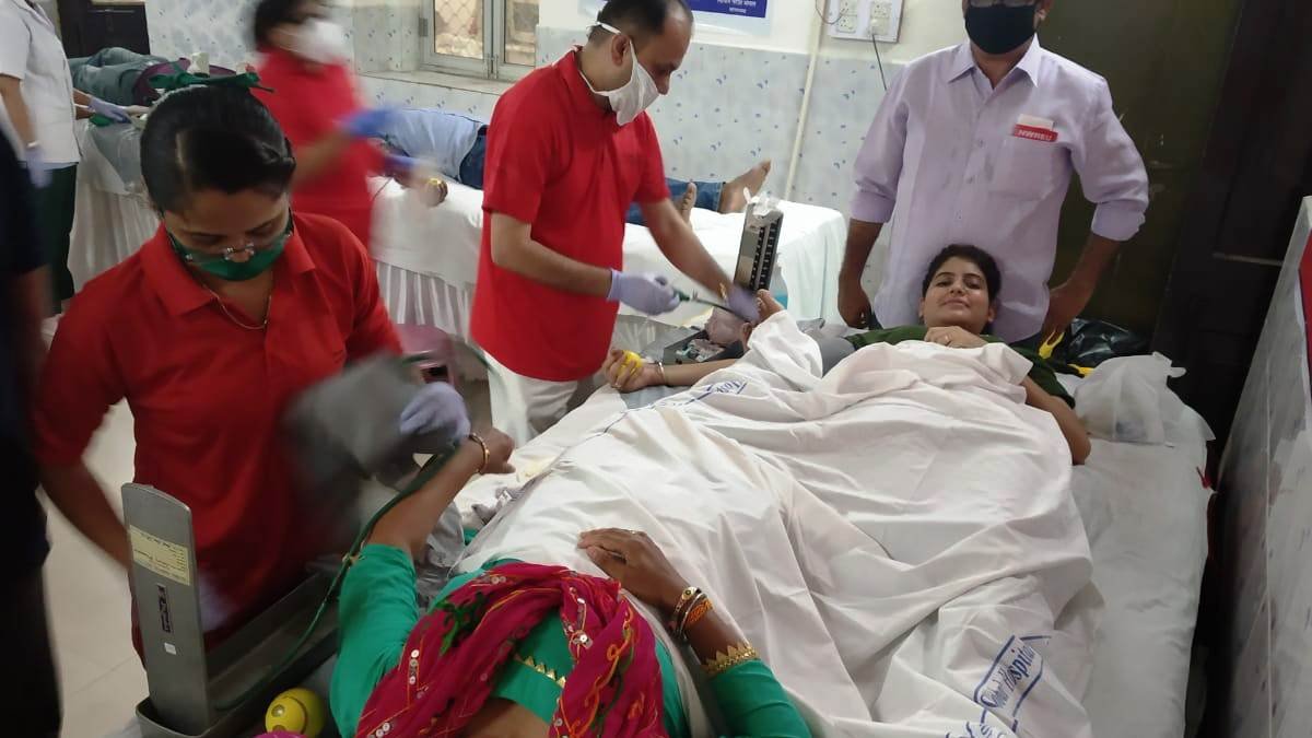 स्वेच्छिक रक्तदान  शिविर मे 256 यूनिट रक्त प्राप्त: आबूरोड