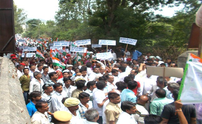 Dharna by congress party members | Sirohi