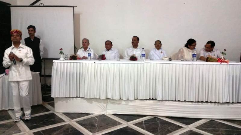 Gold Medalist Cardiologist Dr. Mohit D Gupta shared ideas on "How to keep your heart healthy" in a seminar at Hotel Hillock