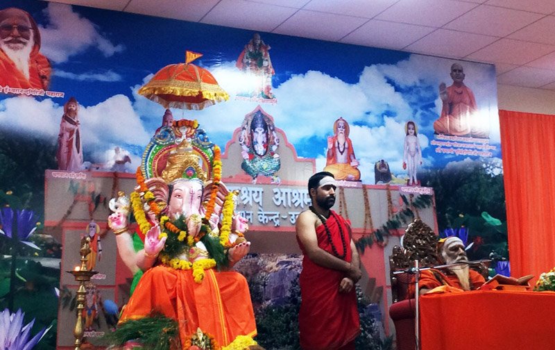 गणेश चतुर्थी के शुभ त्यौहार पर आबू, सिरोही में धूमधाम से गणपति बप्पा के स्थापना की गई