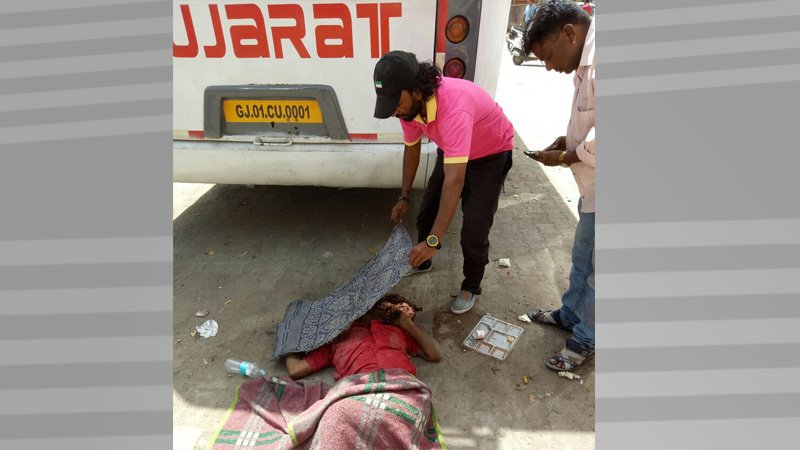 गुजरात ट्रेवल्स की बस ने युवक को कुचला, मौके पर हुई मौत: माउंट आबू