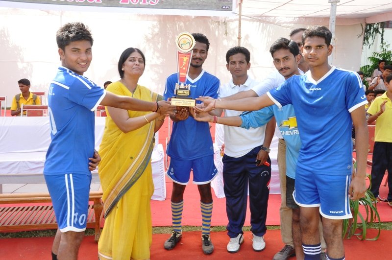 HG International lifts 'Inter school football' winners trophy