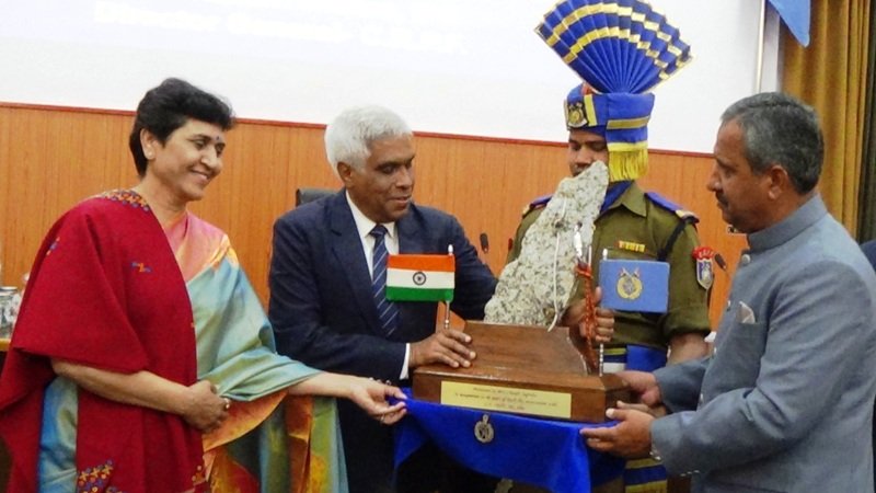 आन्तरिक सुरक्षा की चुनौतियां व उनमें सी आर पी एफ की भूमिका का सेमिनार माउण्ट आबू में शुरू
