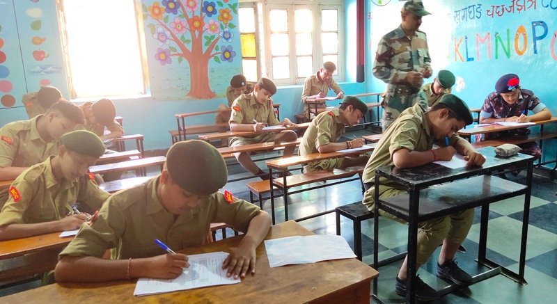 सेंट जोसफ सेकेंडरी स्कूल में एन.सी.सी A सर्टिफिकेट परीक्षा हुई  संपन्न