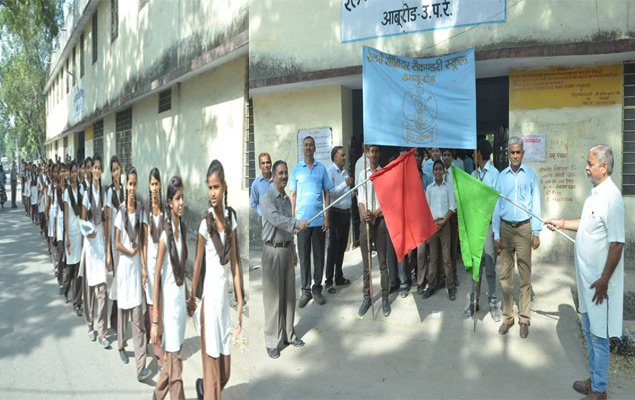 Clean Railway Clean India, Awareness Rally by Railway School Abu Road