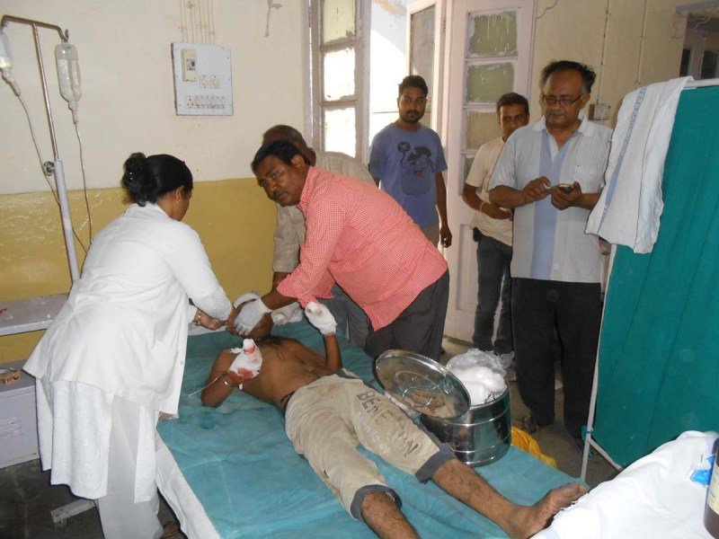 क्या जीवन से ज्यादा जरूरी है मेडिकल कार्ड
