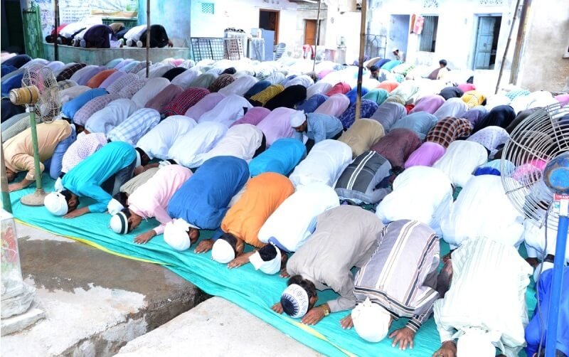 इबादत मे गुजारी शबे कद्र की रात मे कुराने मजीद नाजील हुआ: आबूरोड