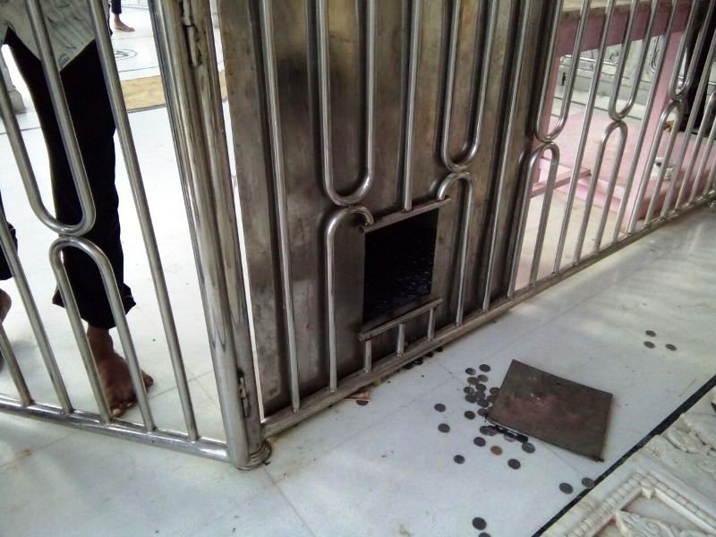 चोरो की नियत अब मंदिर पर भी बिगड़ी: बरलुट