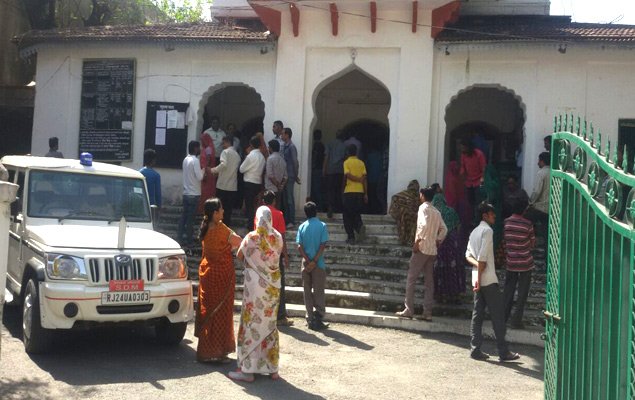 जनहित योजनाओ का समग्र विवरण, पत्रिका का विमोचन