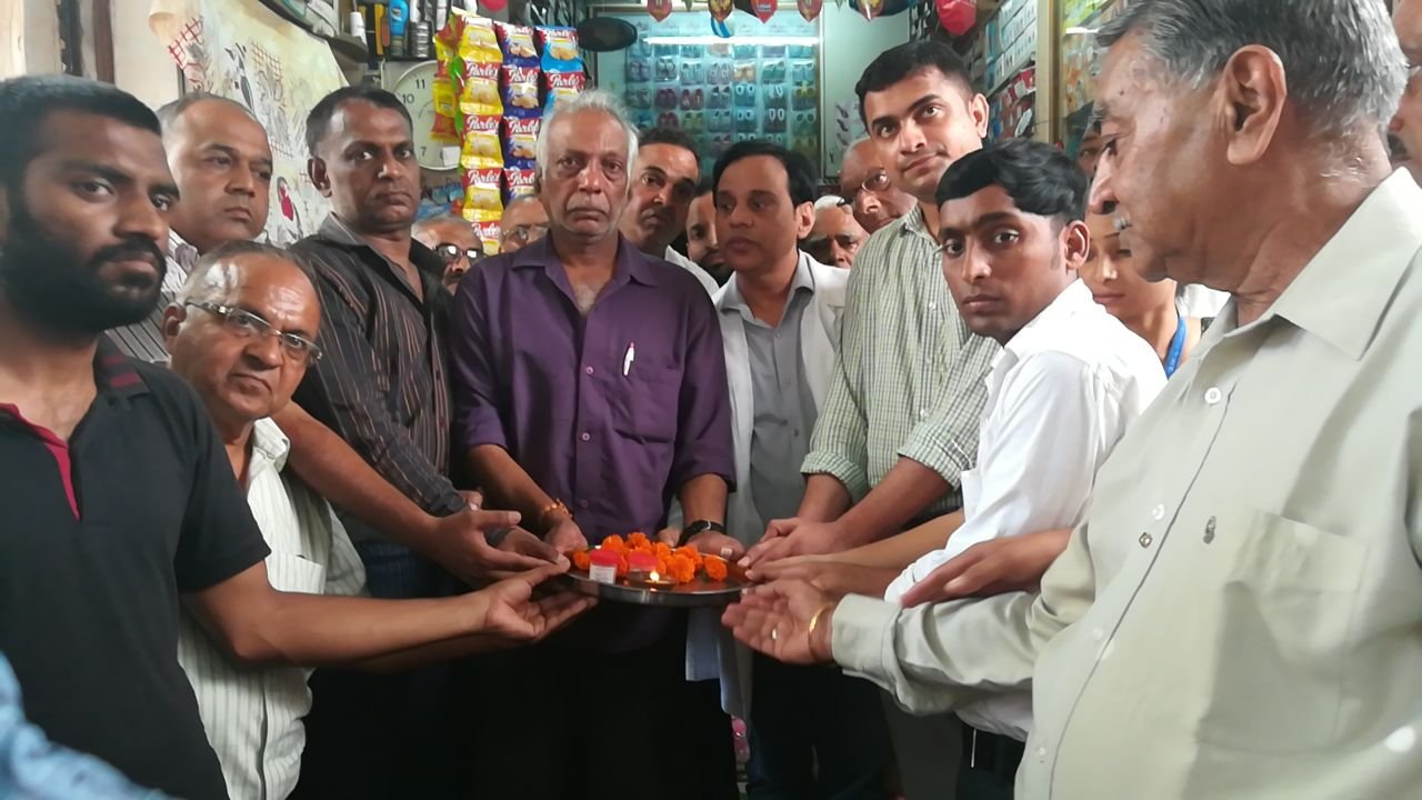 जीते जी अपने स्वभाव से तो स्वर्गवास के बाद नेत्रदान से रोशन कर गये डीजे शरद अग्रवाल