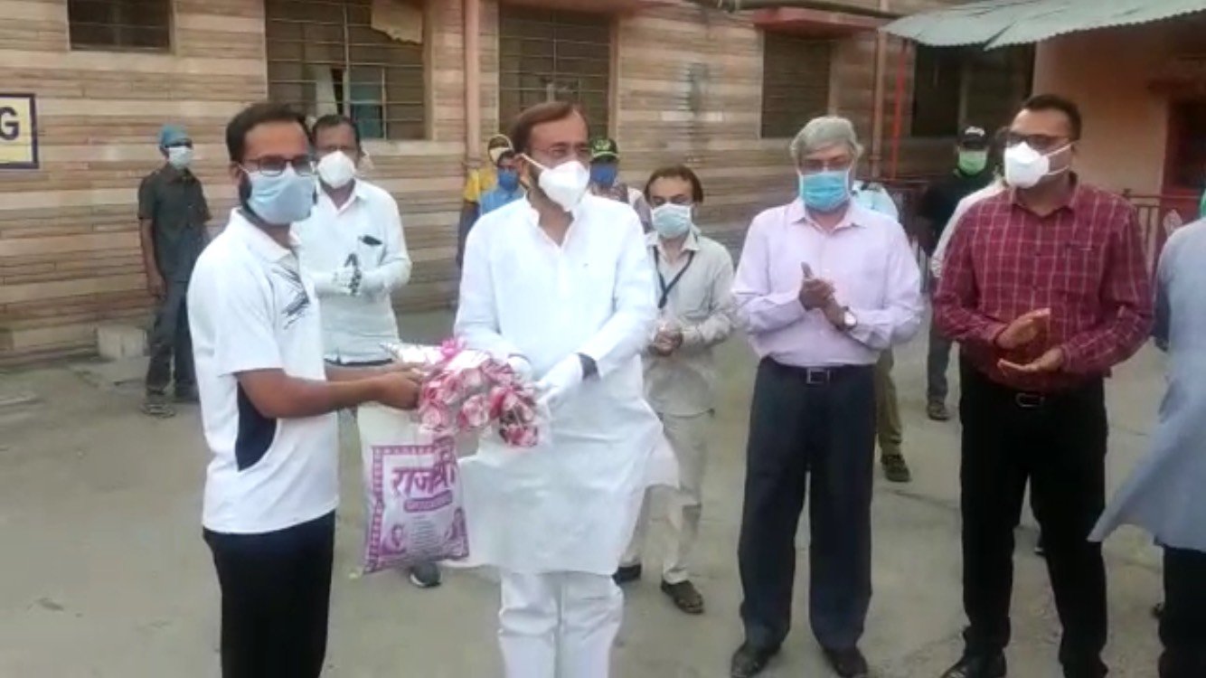 जिले का पहला कोरोना पॉजिटिव हुआ डिस्चार्ज