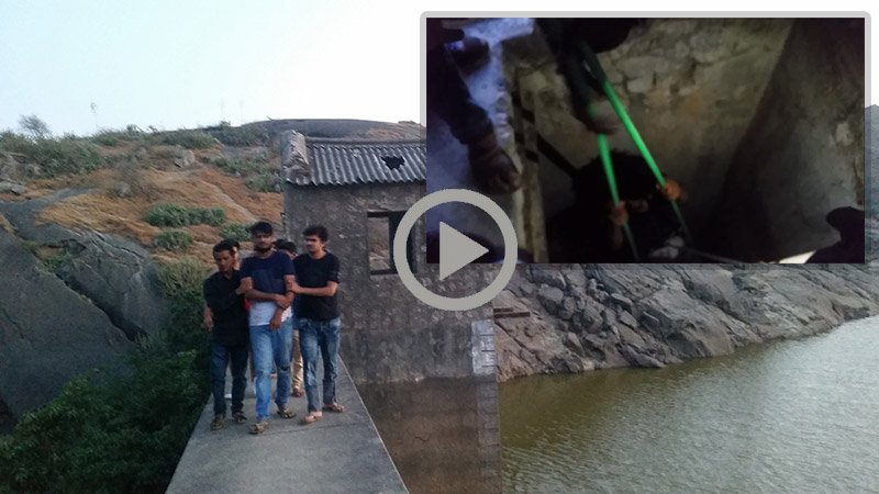 आबूटाइम्स की टीम ने बचाई पर्यटक की जान, पाइप की मद्दद से अपर कोदरा डैम के निकट 30 फीट गहरे गड्ढे से निकाला बहार [देखे रेस्क्यू विडियो]