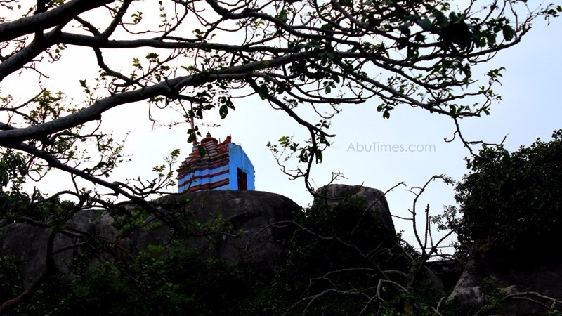 adhar-devi-temple-mount-abu-6