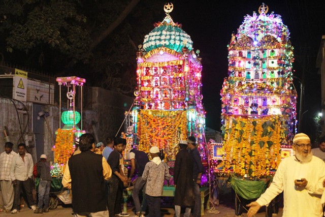 क़त्ल की रात पर आबू में निकले ताजिये ...