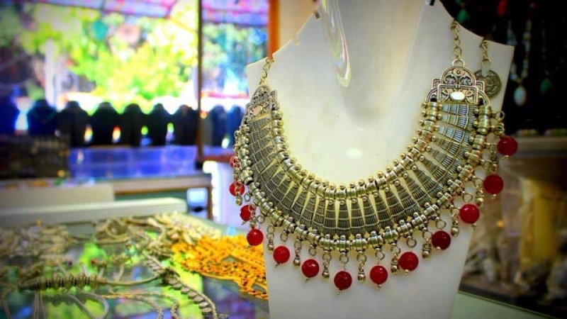 artificial-jwelery-necklace-mount-abu-1