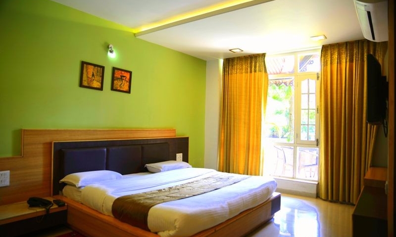 silver-oak-best-affordable-garden-family-hotels-in-mount-abu-12