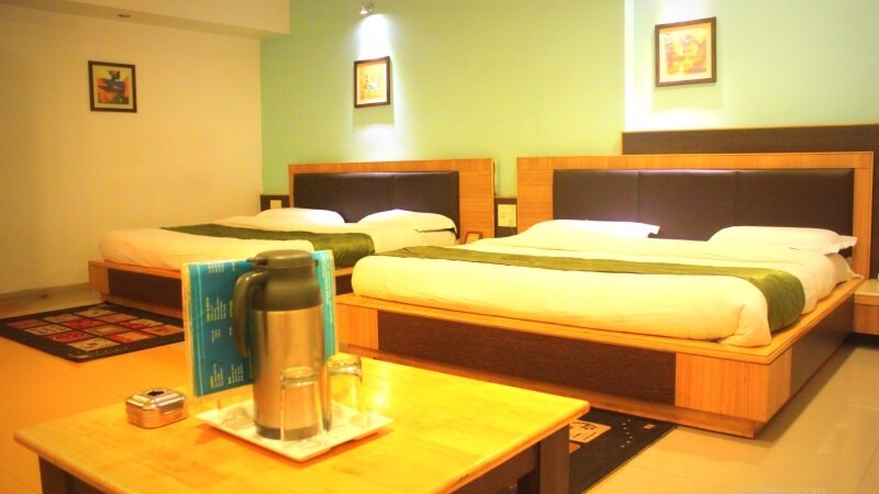 super-deluxe-affordable-family-rooms-hotel-silver-oak-mount-abu-