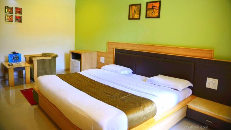 super-deluxe-budget-family-rooms-hotel-silver-oak-mount-abu-